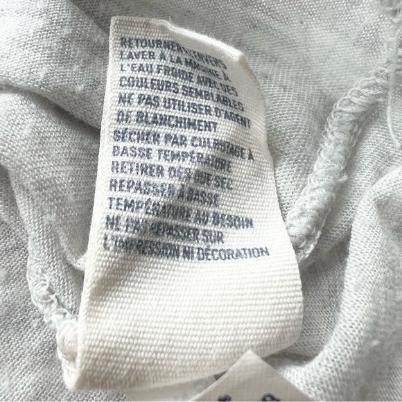 American Eagle Outfitters Grey and Blue “Friend Me” Baseball T-Shirt, Small - Picture 8 of 9